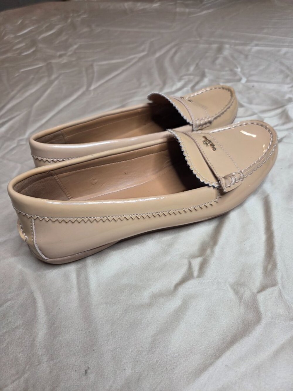 Women's Coach Odette Patent Leather Loafer Tan US 8.5 - Picture 2 of 14